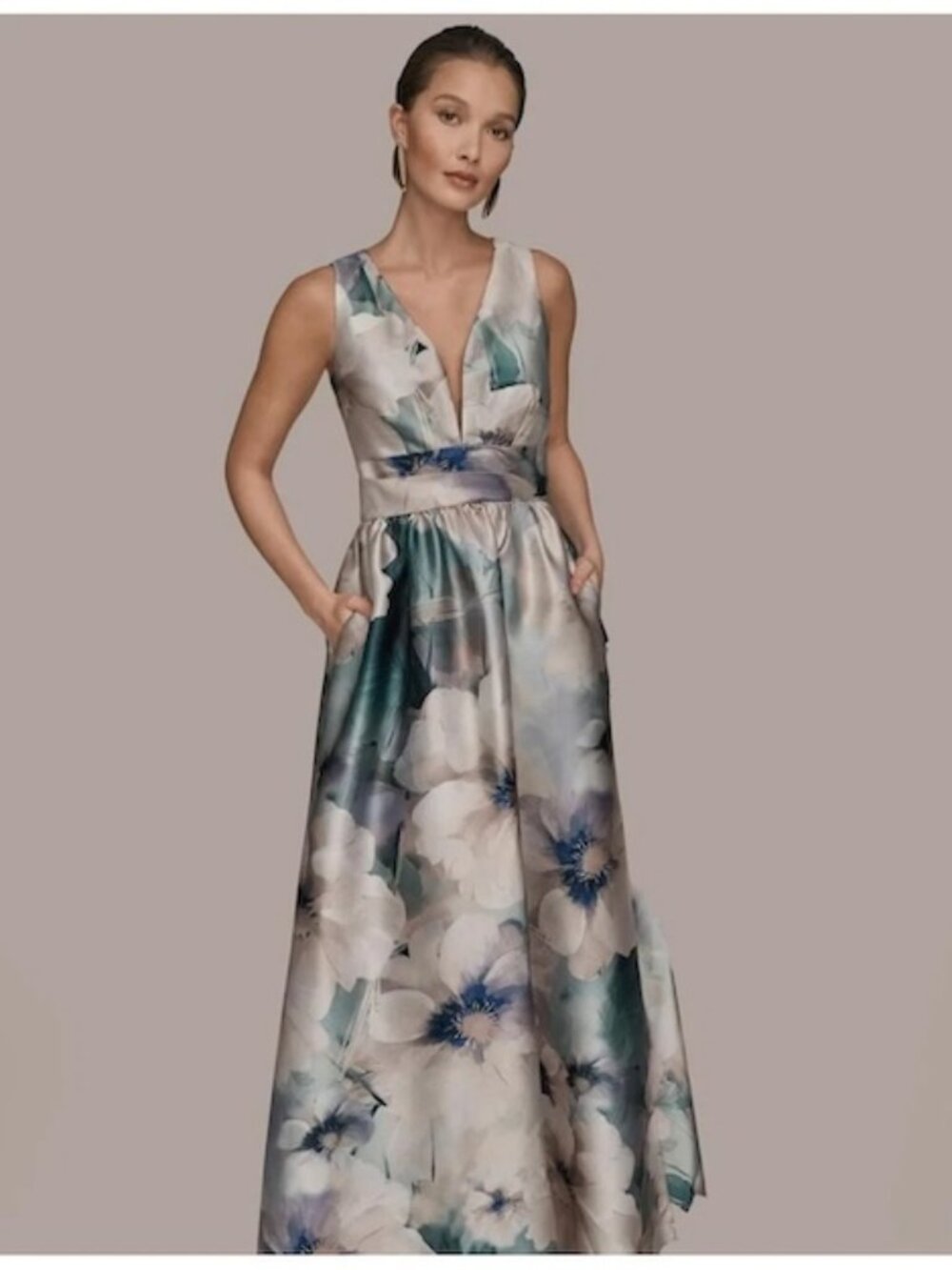 Donna Karan New York Laurel Multi Floral Plunge Neck Ball Gown